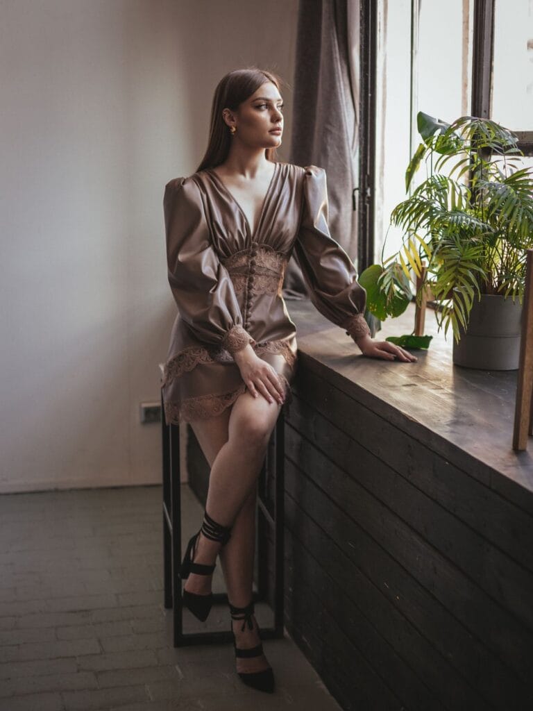 Elegantly tailored luxury garment