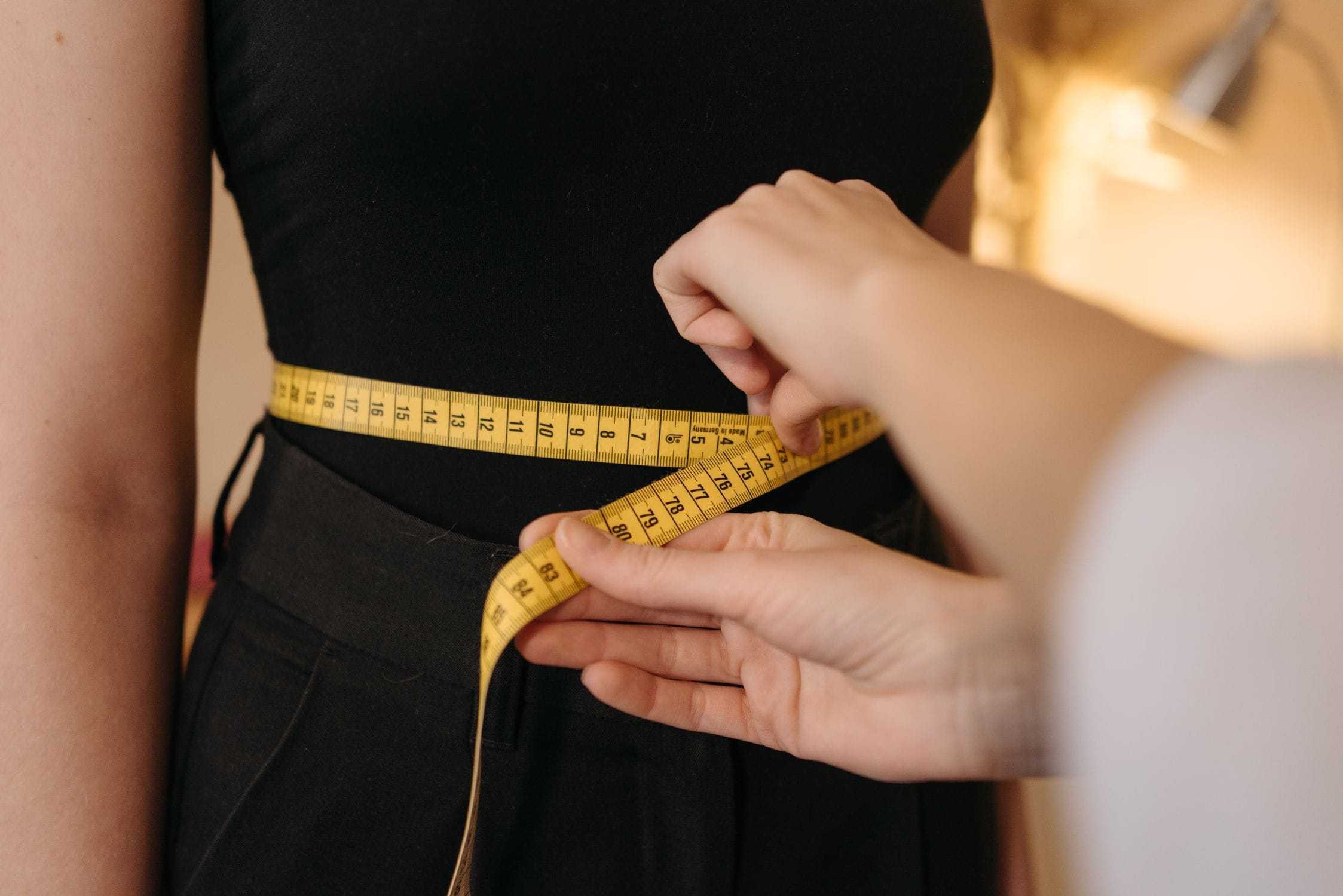 Garment hanging correctly thanks to careful grain alignment